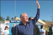 Dichter in Ashqelon at Kadima's primaries. Photo: Eliahu Ben Igal/Jini Agency for Israel Sun